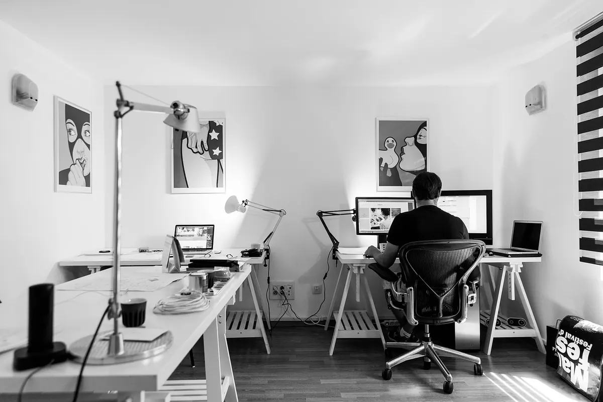 Notion for UK Freelancers: Track Invoices, Expenses and Self-Assessment Deadlines